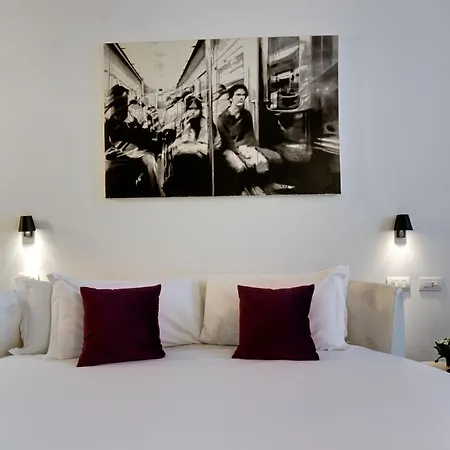 V Collection Piazza Farnese Luxury Suites