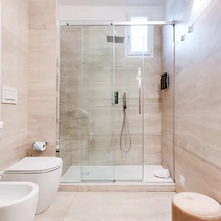 V Collection Piazza Farnese Luxury Suites