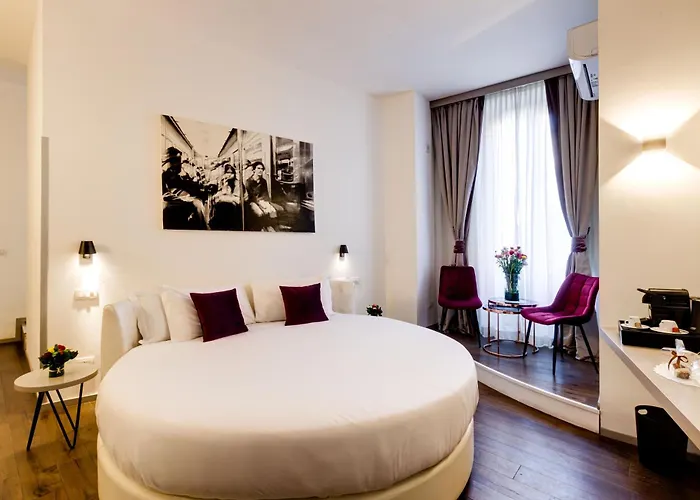 V Collection Piazza Farnese Luxury Oda ve Kahvaltı 4*