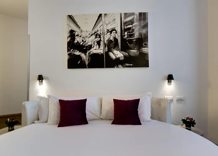 V Collection Piazza Farnese Luxury Oda ve Kahvaltı 4*