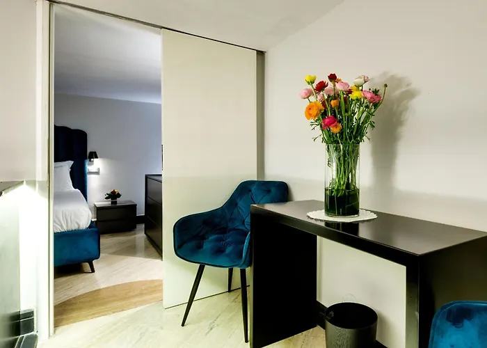 V Collection Piazza Farnese Luxury 4* Roma