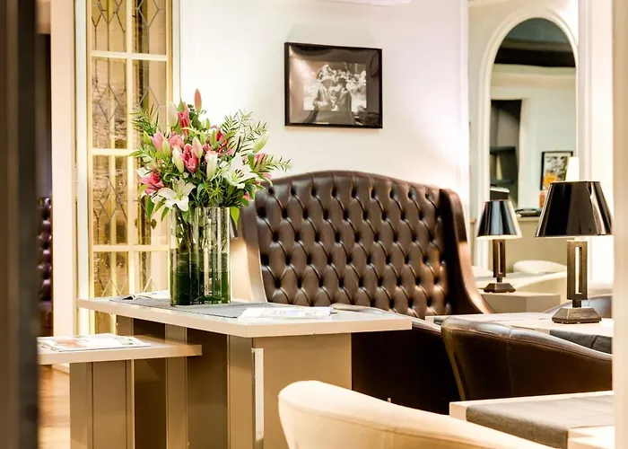 V Collection Piazza Farnese Luxury Oda ve Kahvaltı
