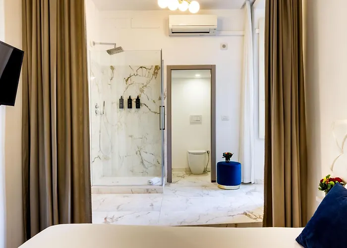 V Collection Piazza Farnese Luxury Nocleg ze śniadaniem 4*