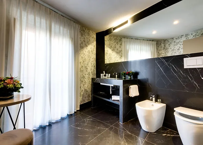V Collection Piazza Farnese Luxury Oda ve Kahvaltı